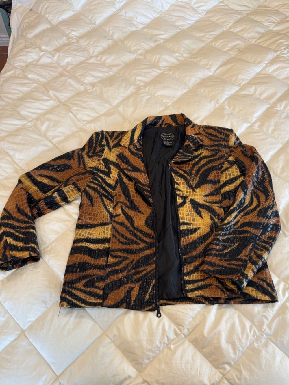 Vintage Selene Sport Women's Tiger-Print fuax Snake skin Jacket